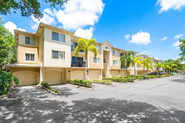 photo 2: 400 Crestwood Court Unit 404, Royal Palm Beach FL 33411