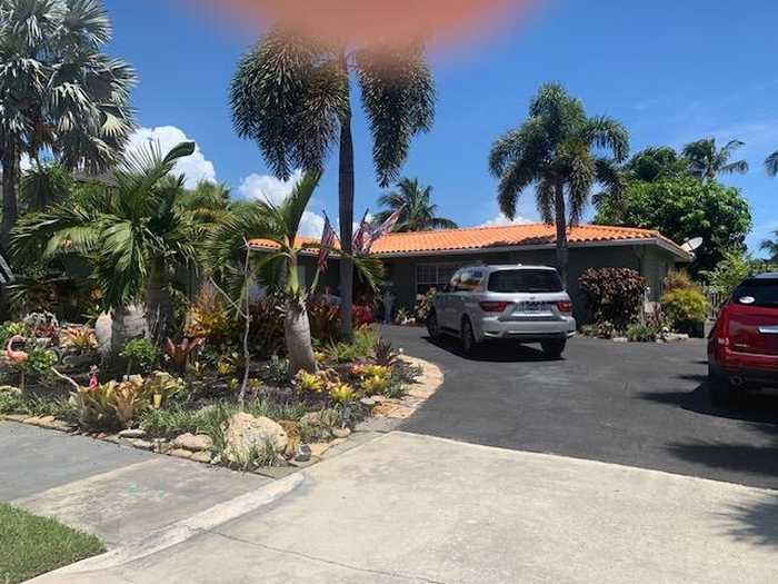 photo 2: 605 Inlet Road, North Palm Beach FL 33408