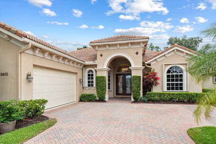 photo 1: 9400 Briarcliff Trace, Port Saint Lucie FL 34986