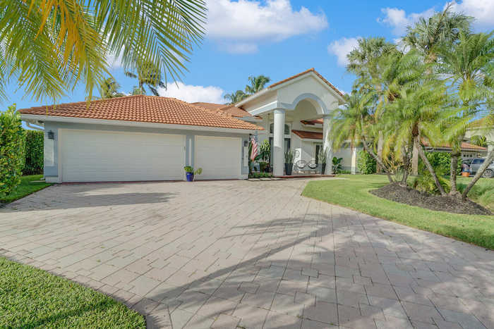 photo 1: 15776 Cypress Creek Lane, Wellington FL 33414