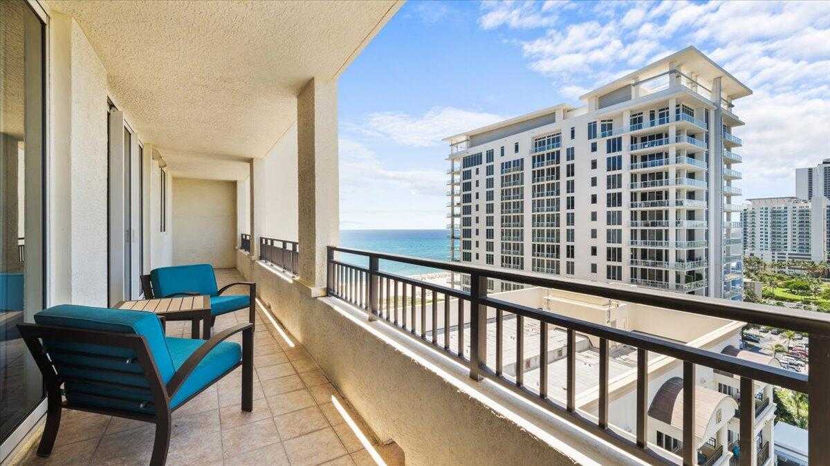 photo 3: 3800 Ocean Drive Unit 1502, Singer Island FL 33404