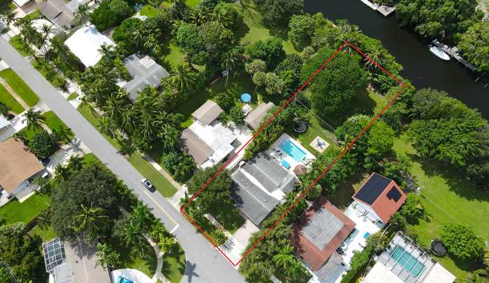 photo 2: 941 Laurel Road, North Palm Beach FL 33408