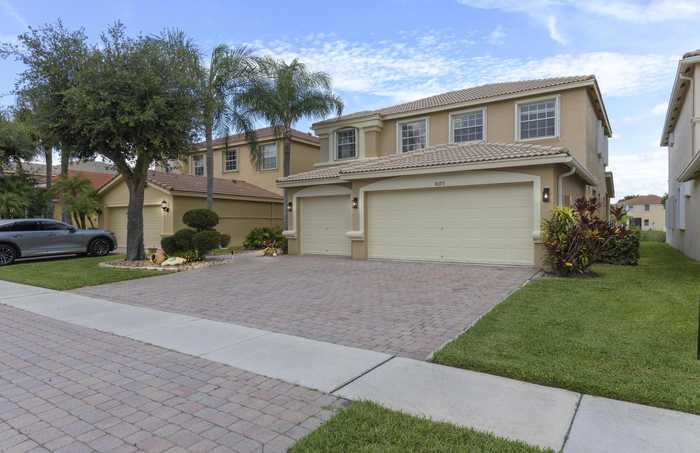 photo 2: 8073 Via Bolzano, Lake Worth FL 33467