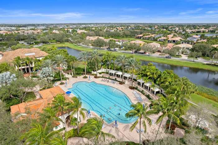 photo 50: 17929 Villa Club Way, Boca Raton FL 33496