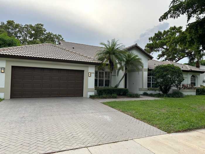 photo 1: 1001 Parkside Circle, Boca Raton FL 33486