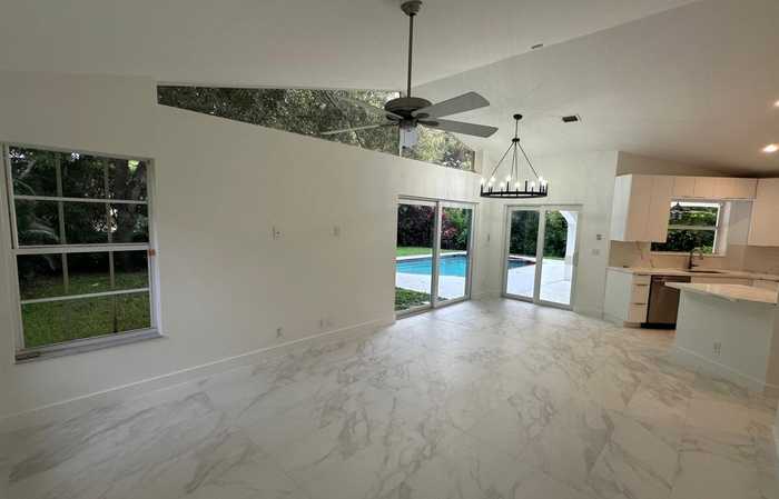 photo 2: 1001 Parkside Circle, Boca Raton FL 33486