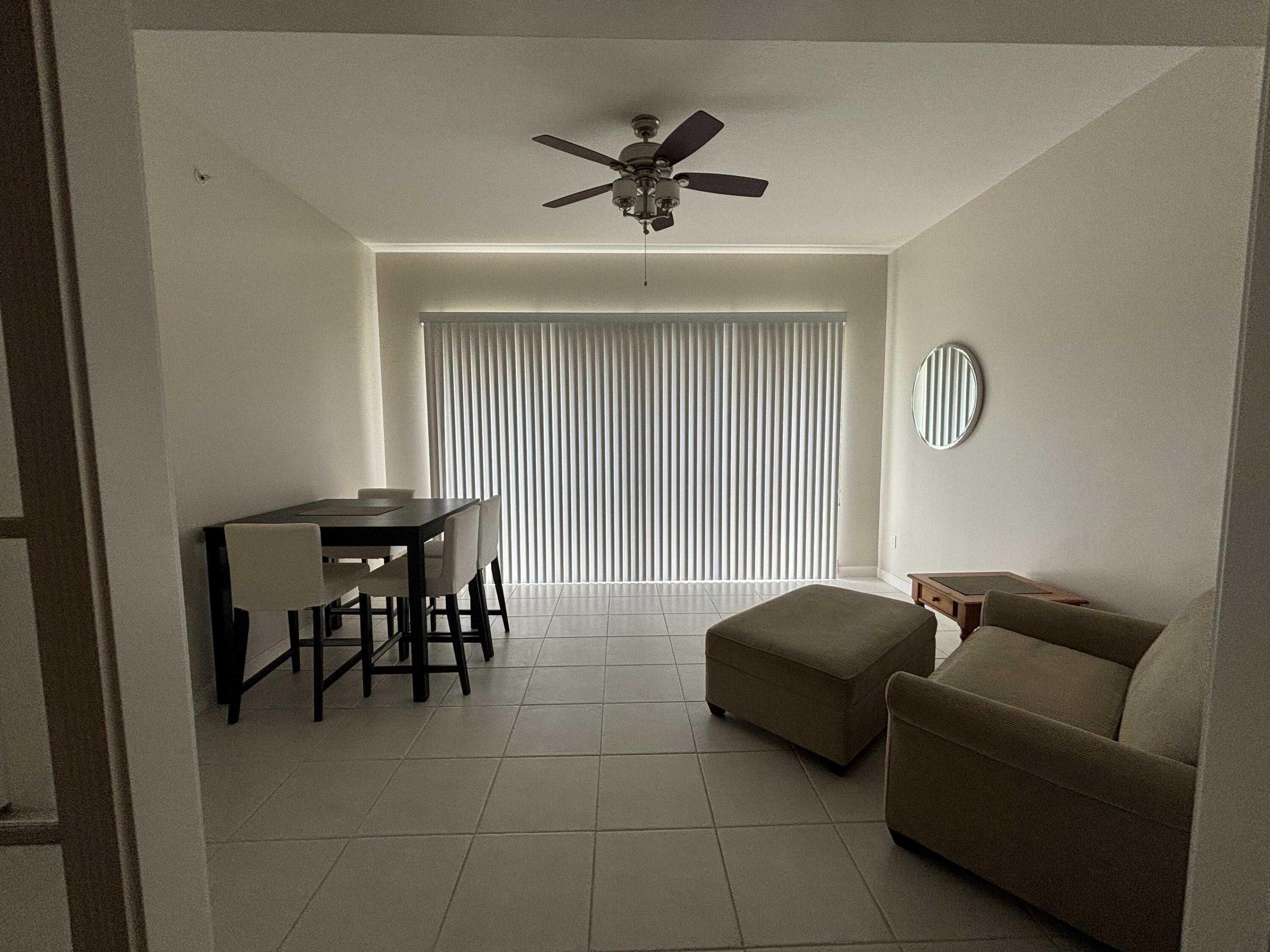 photo 3: 10 Harbour Isle Drive Unit 302, Fort Pierce FL 34949