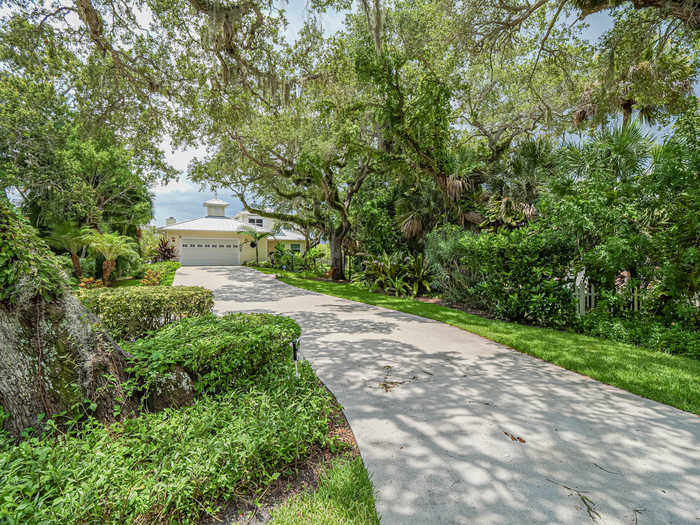 photo 1: 395 Live Oak Drive, Vero Beach FL 32963