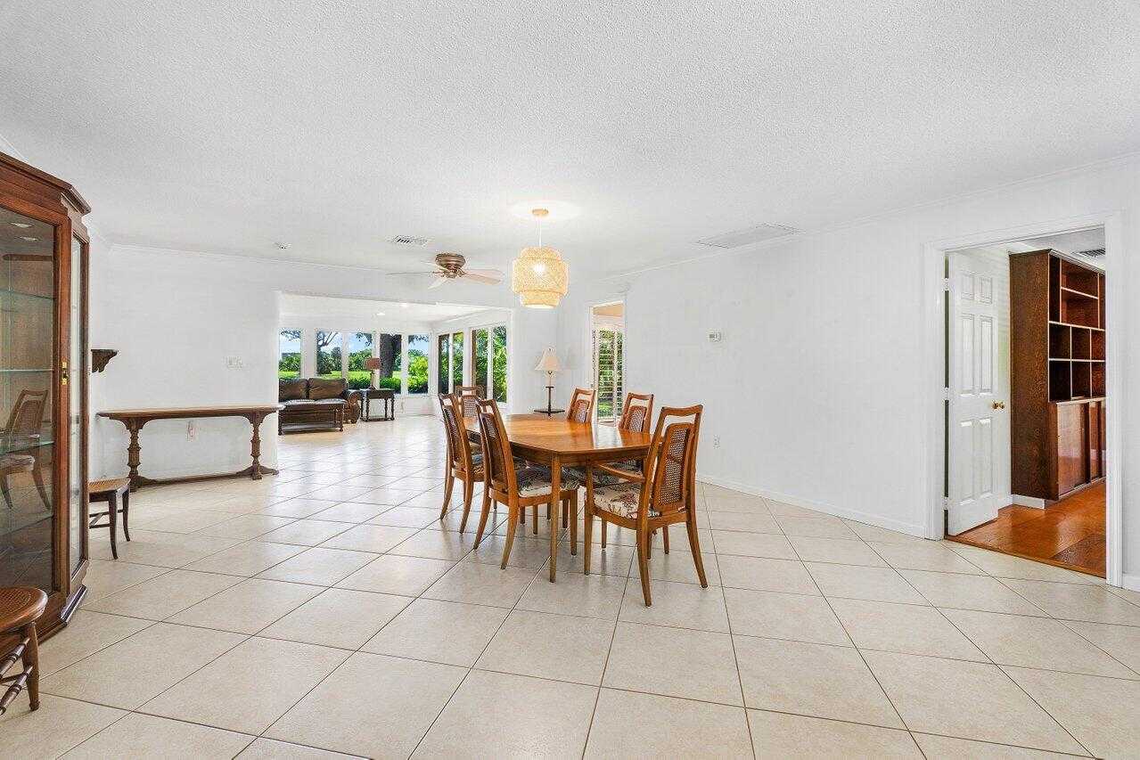 photo 3: 810 Golfview Road, Lake Worth Beach FL 33460