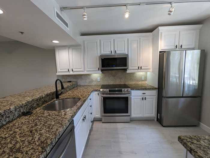 photo 2: 2001 Marina Isle Way Unit 305, Jupiter FL 33477