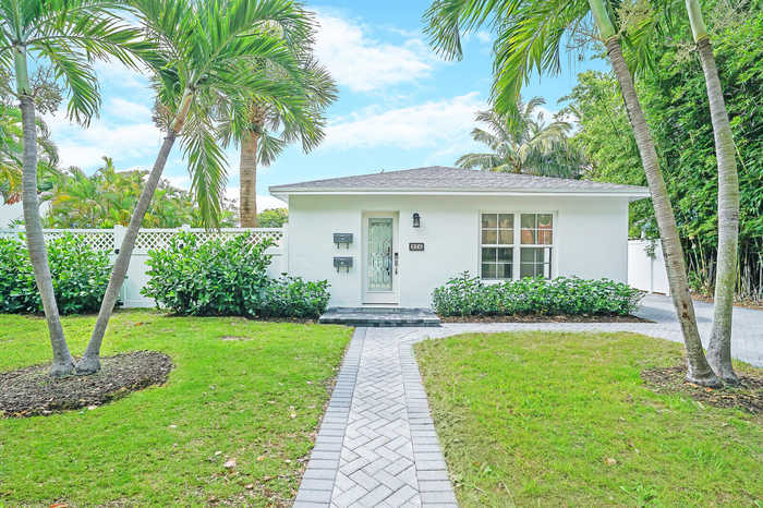 photo 1: 826 Sunset Road, West Palm Beach FL 33401