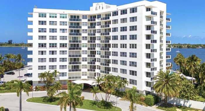 photo 2: 2800 Flagler Drive Unit 410, West Palm Beach FL 33407