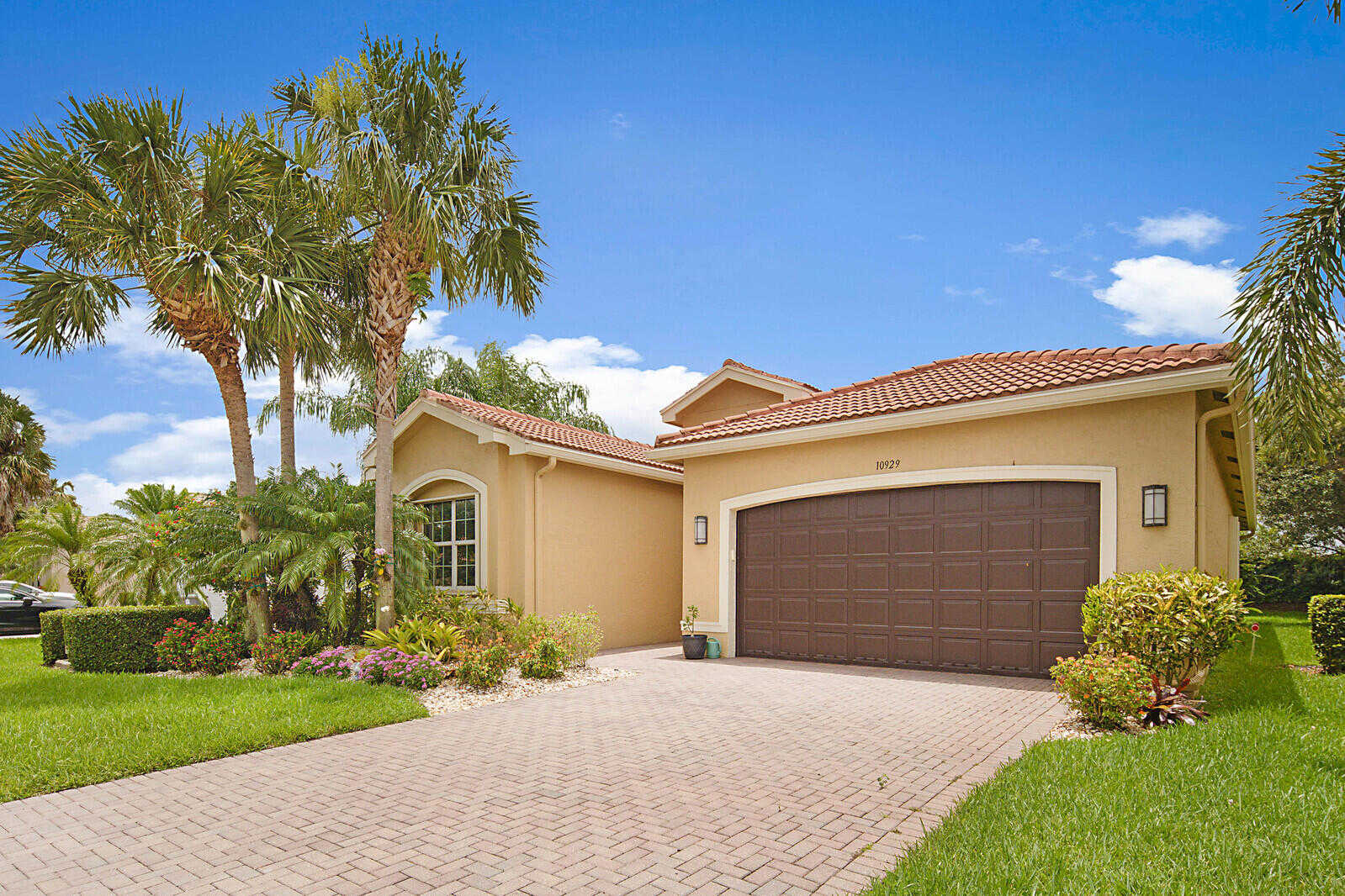 photo 2: 10929 Carmelcove Circle, Boynton Beach FL 33473