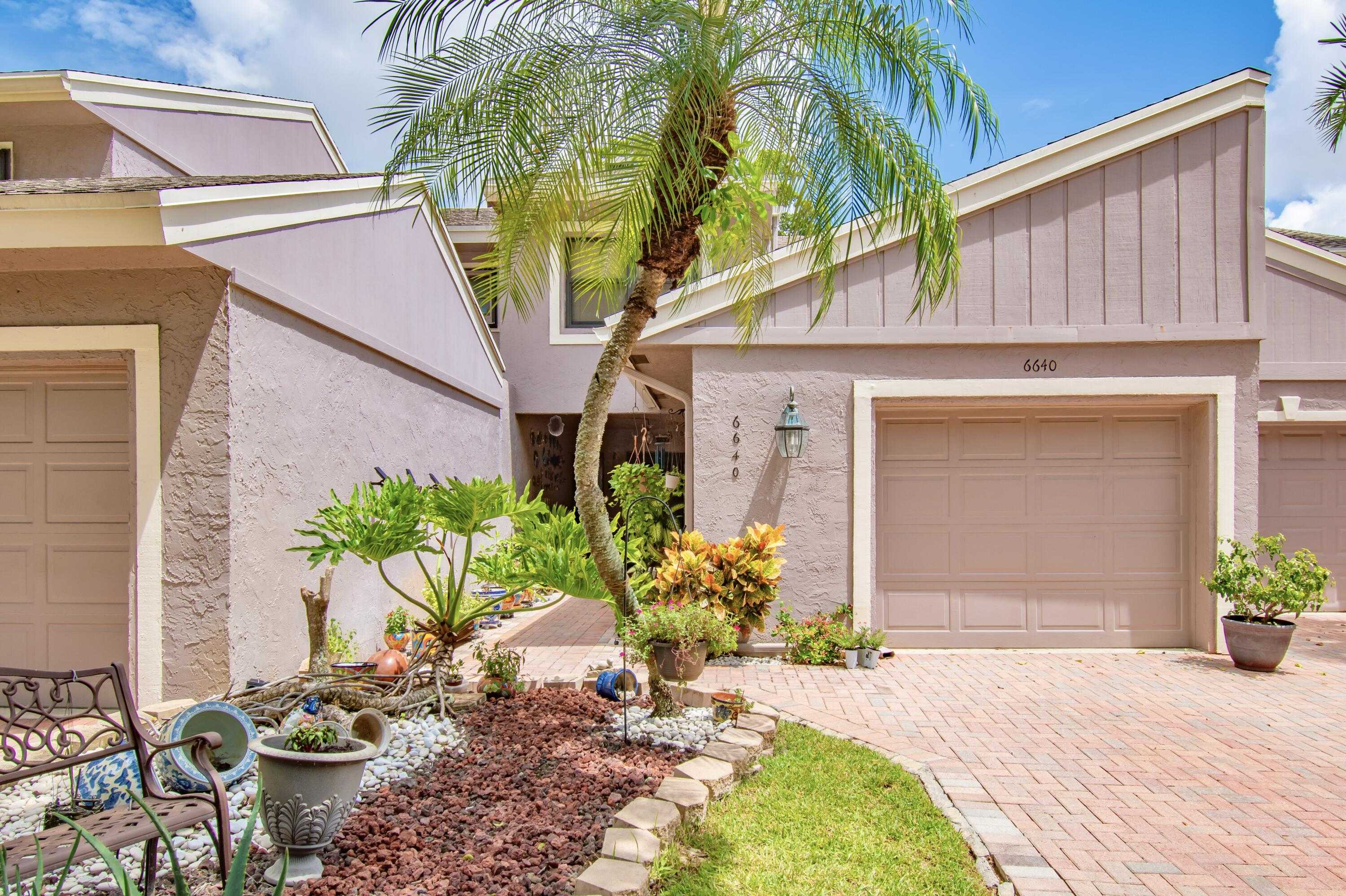 photo 1: 6640 Thornhill Court, Boca Raton FL 33433