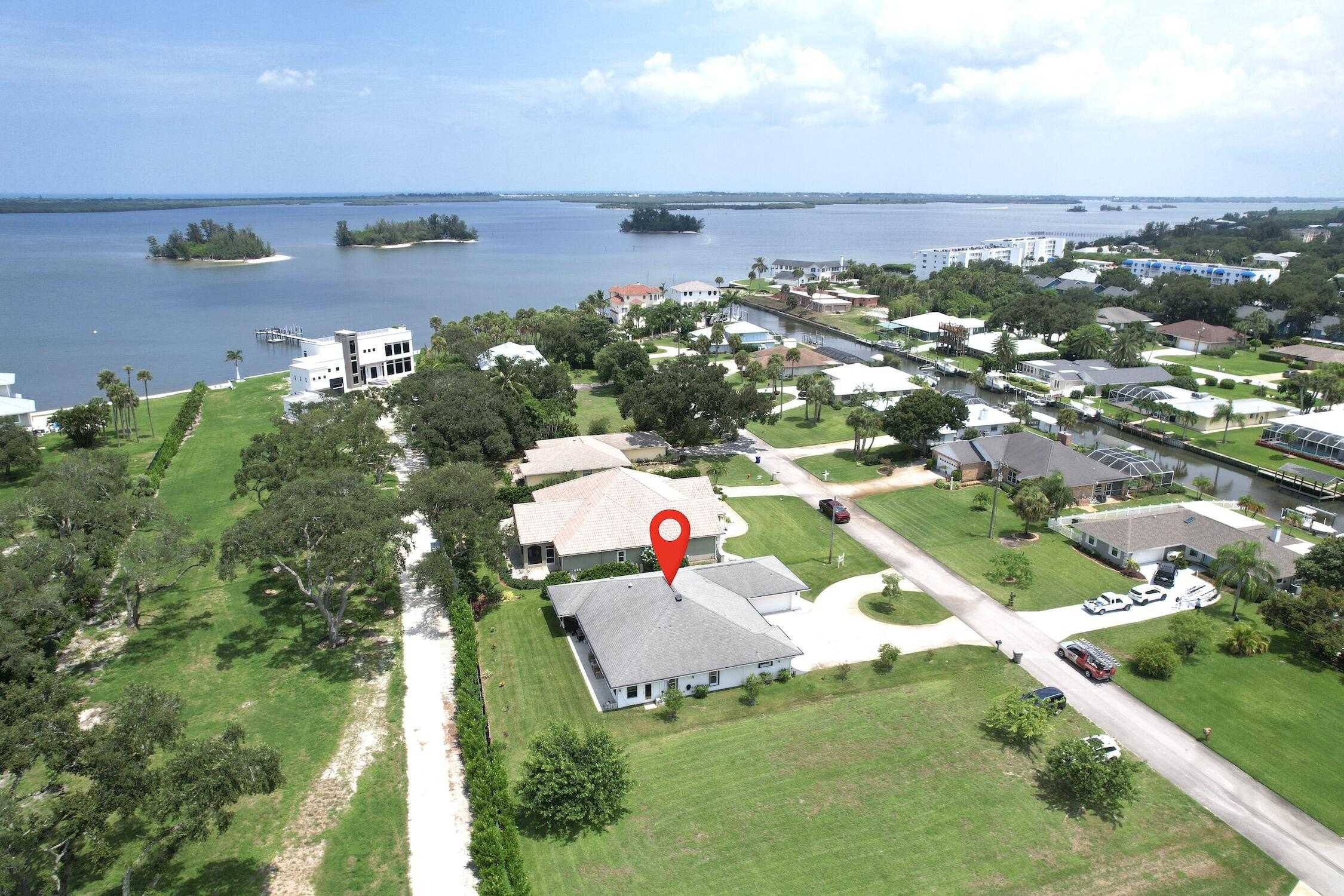 photo 1: 6626 110th Place, Sebastian FL 32958