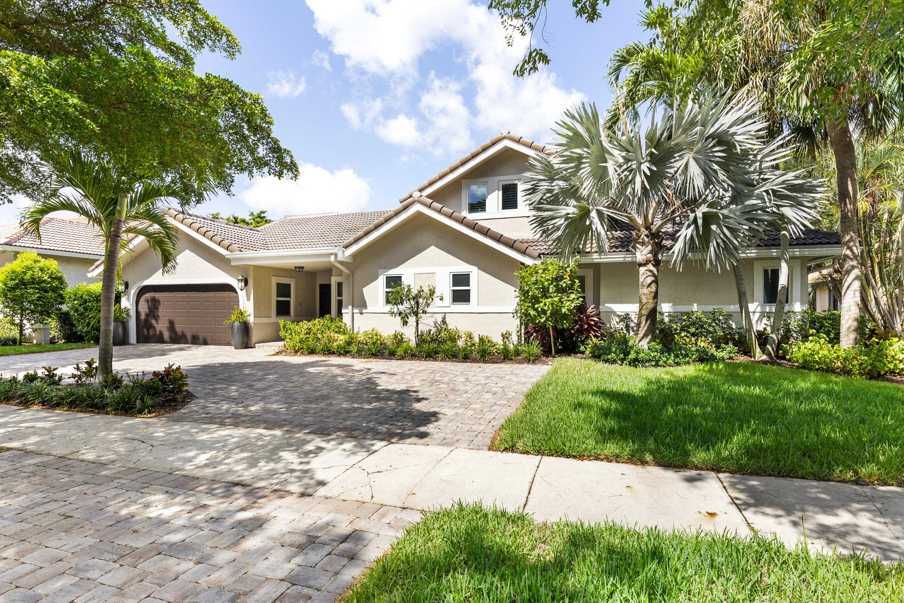 photo 1: 915 Parkside Circle, Boca Raton FL 33486