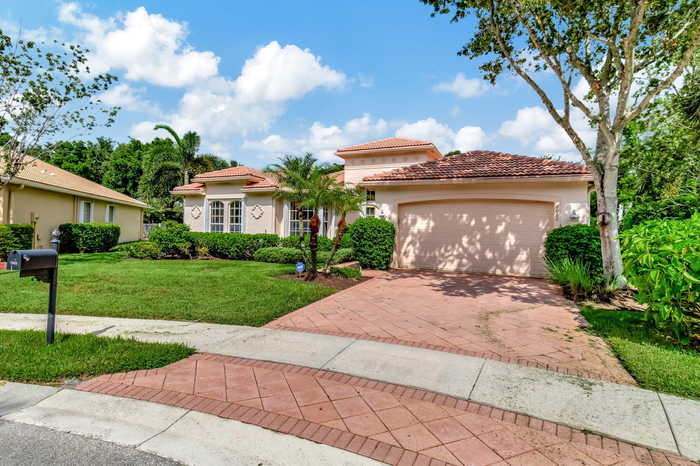 photo 2: 7022 Great Falls Circle Circle, Boynton Beach FL 33437