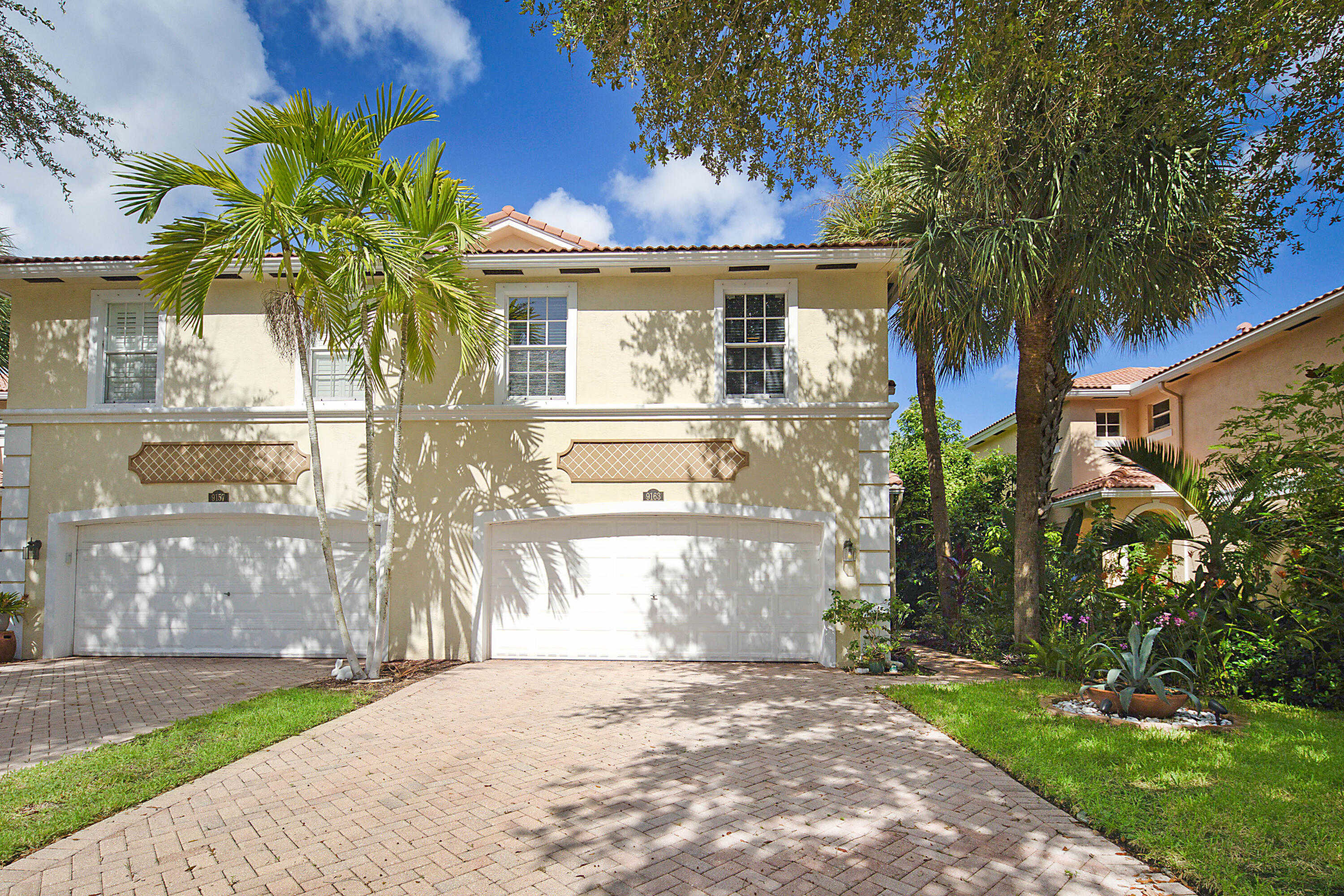 photo 1: 9163 Villa Palma Lane, Palm Beach Gardens FL 33418