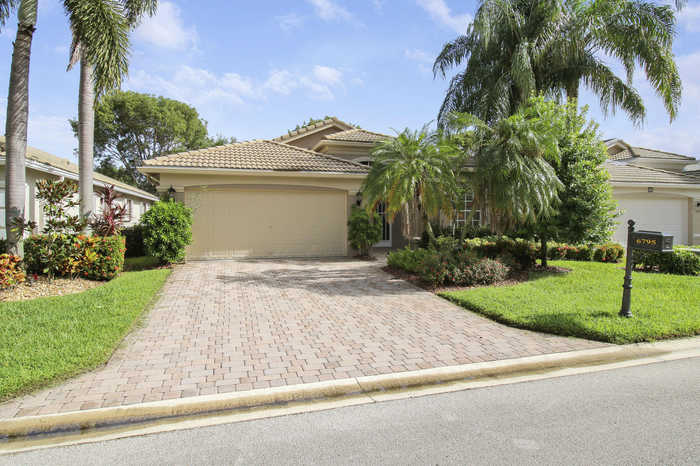 photo 2: 6795 Rienzo Street, Lake Worth FL 33467