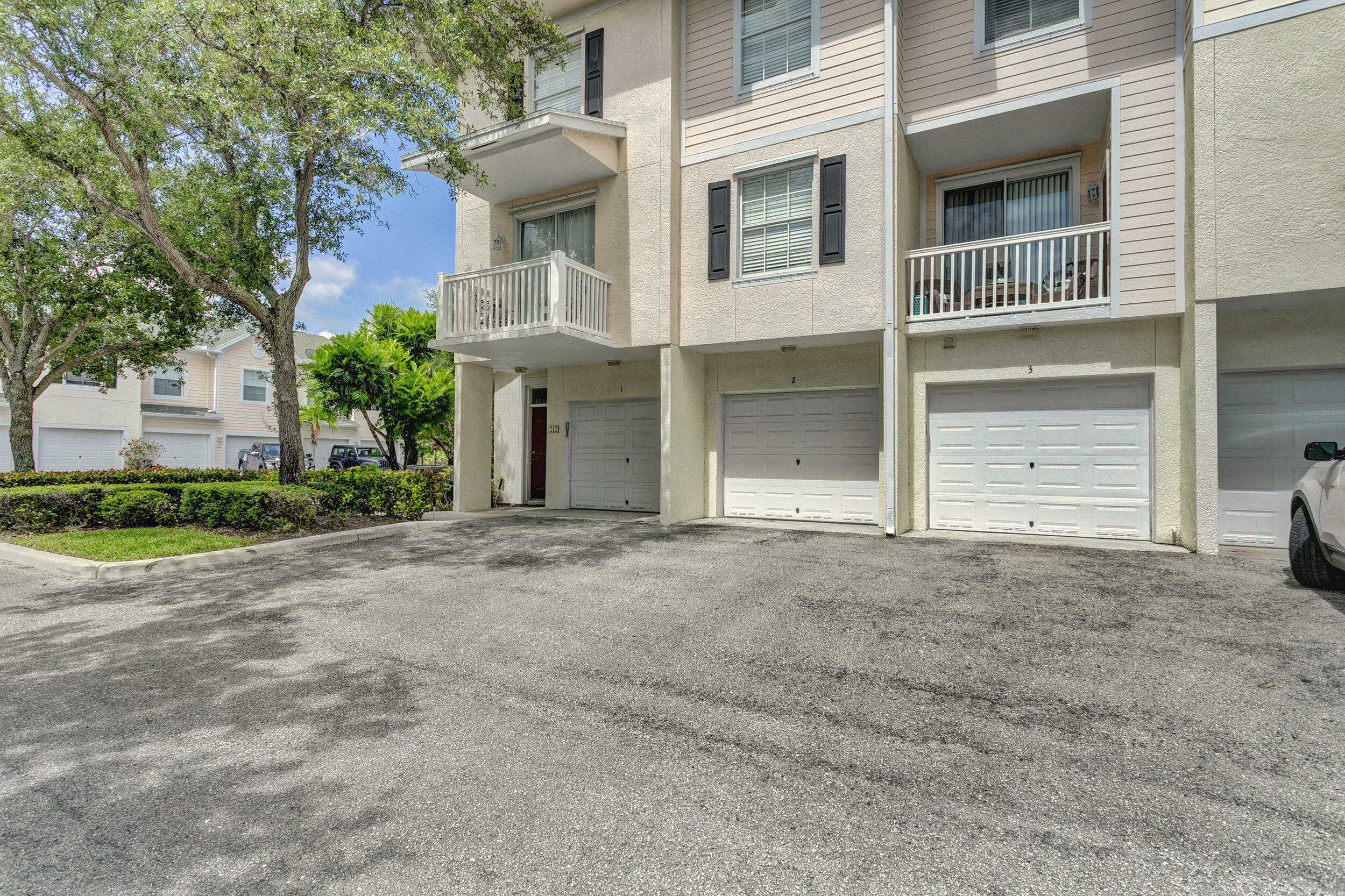 photo 2: 175 Galicia Way Unit 103, Jupiter FL 33458