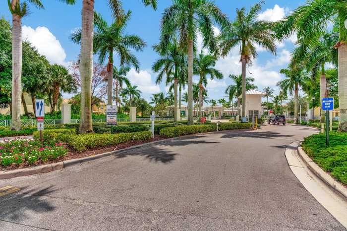 photo 37: 2132 Wells Place, Palm Beach Gardens FL 33418