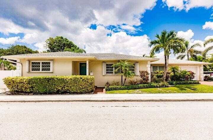 photo 1: 211 4th Avenue, Lake Worth Beach FL 33460