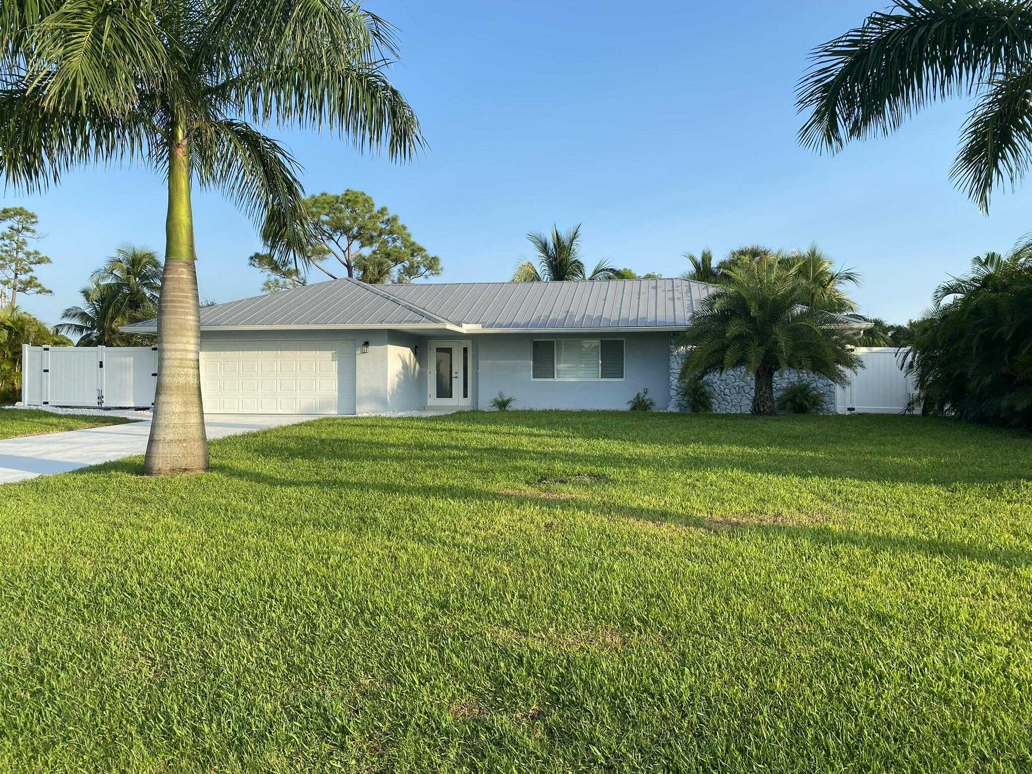 photo 3: 135 Naranja Avenue, Port Saint Lucie FL 34983