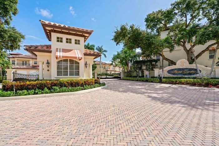 photo 2: 34 Marina Gardens Drive, Palm Beach Gardens FL 33410