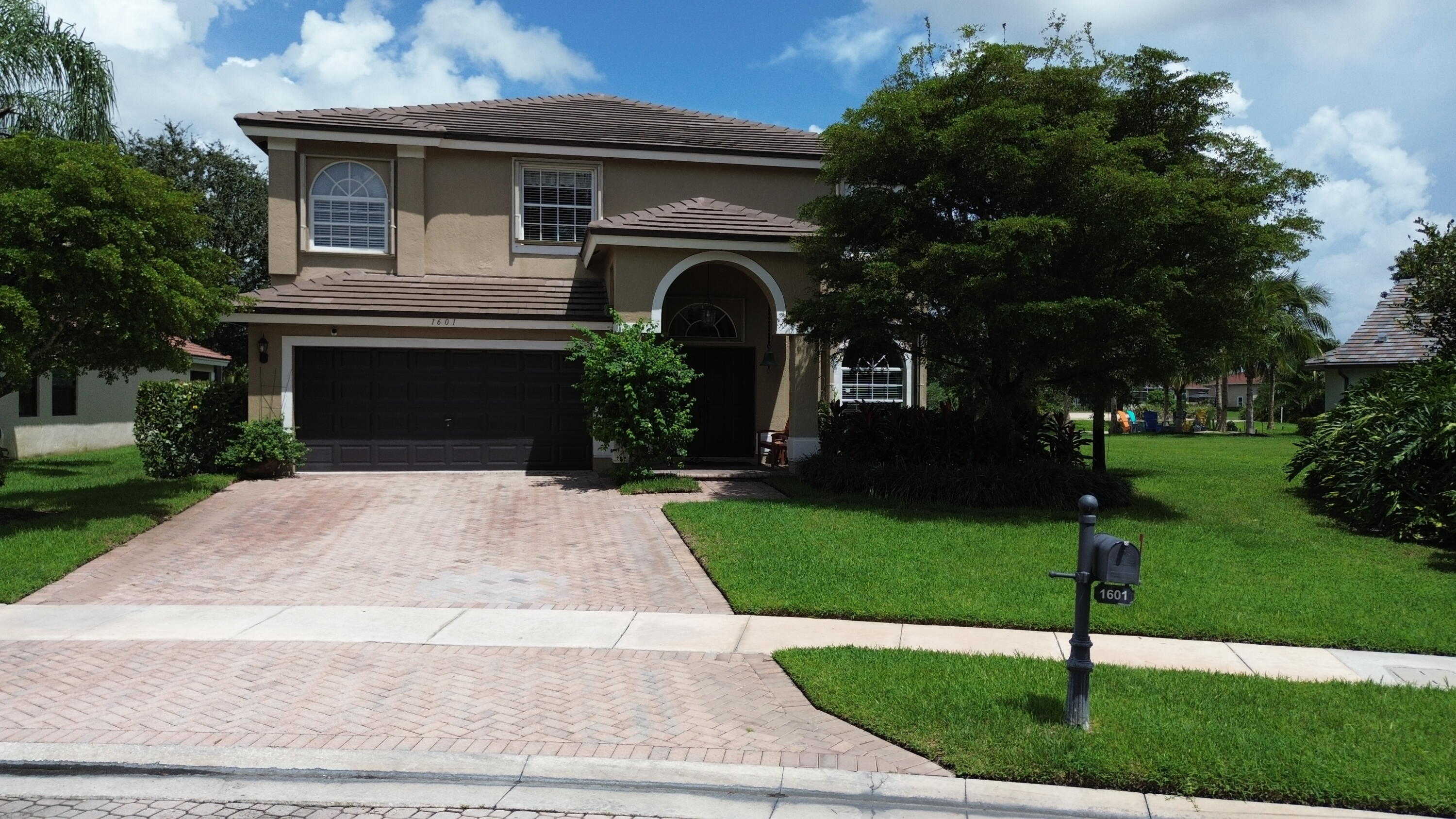 photo 2: 1601 Corsica Drive, Wellington FL 33414