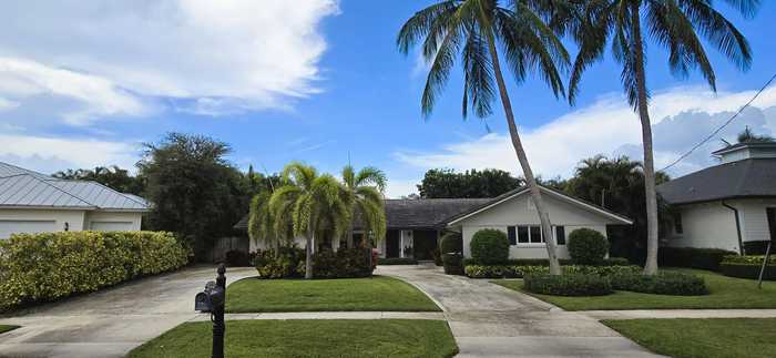 photo 1: 1568 Point Way, North Palm Beach FL 33408