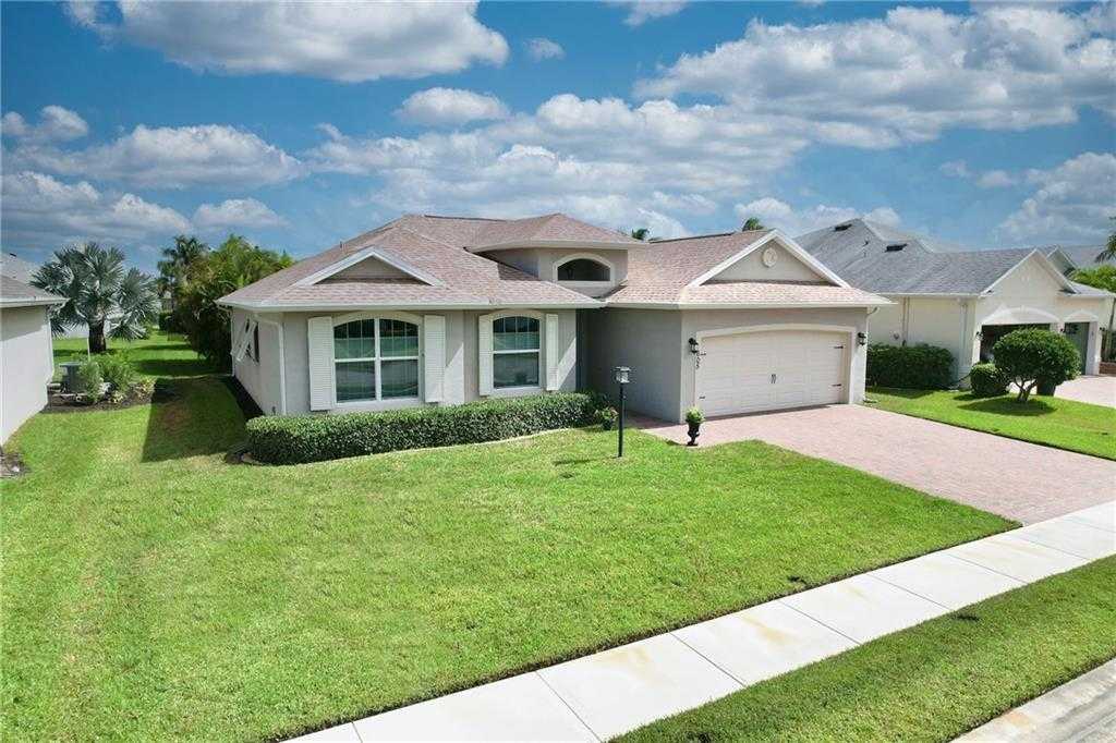 photo 1: 605 Gossamer Wing Way, Sebastian FL 32958