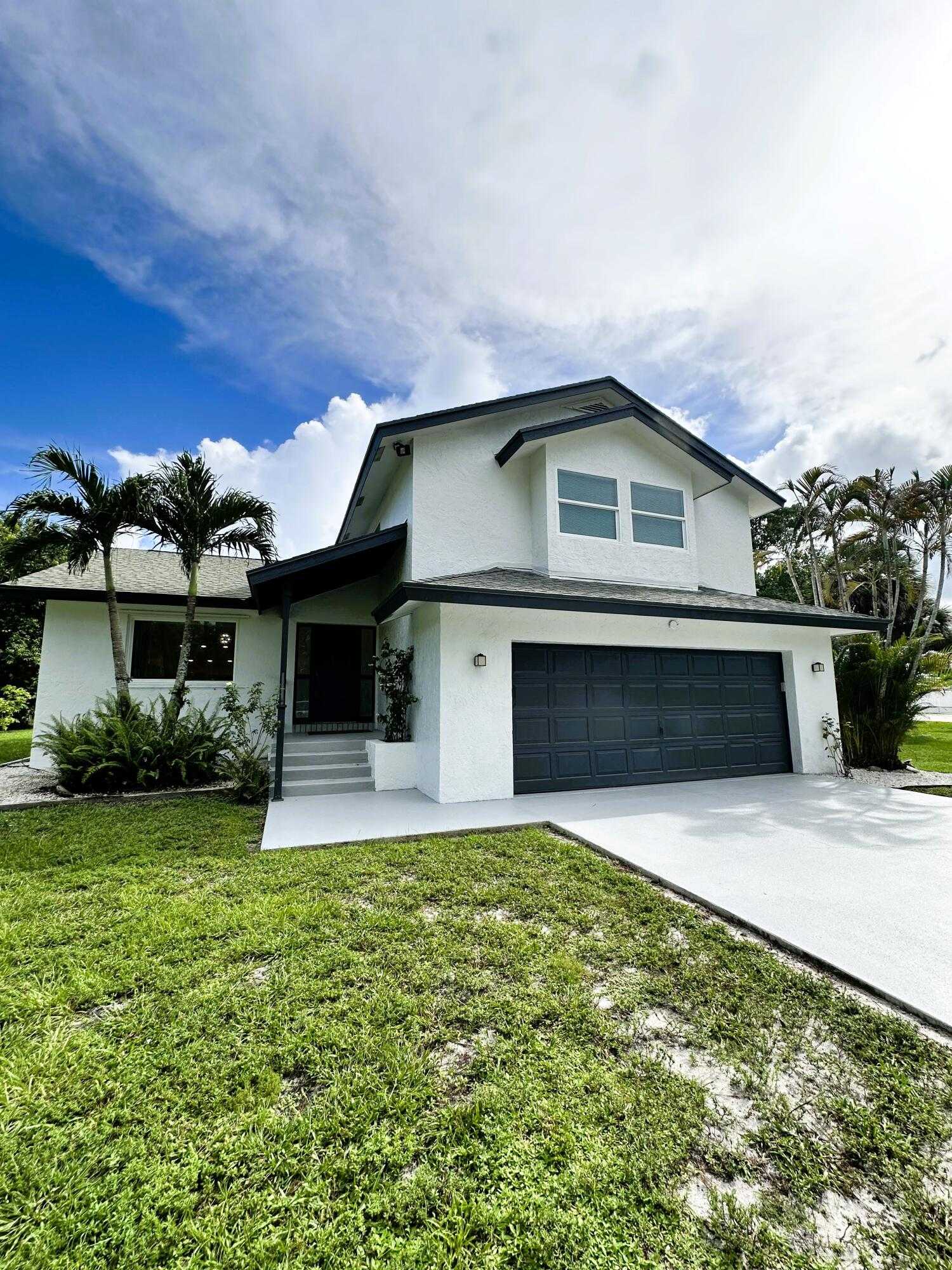 photo 1: 9312 Palomino Drive, Lake Worth FL 33467