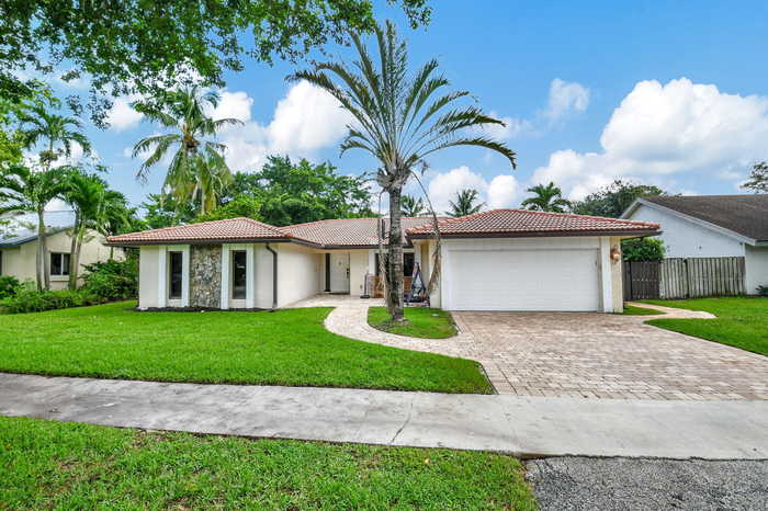 photo 1: 4770 Fox Hunt Trail, Boca Raton FL 33487