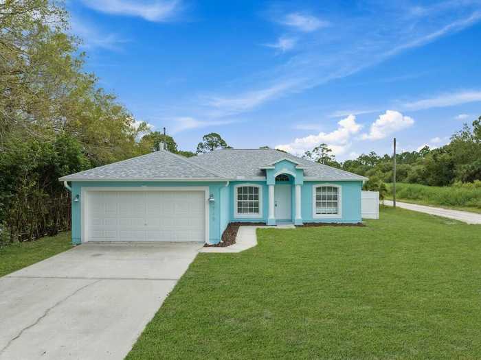 photo 1: 7716 105th Court, Vero Beach FL 32967