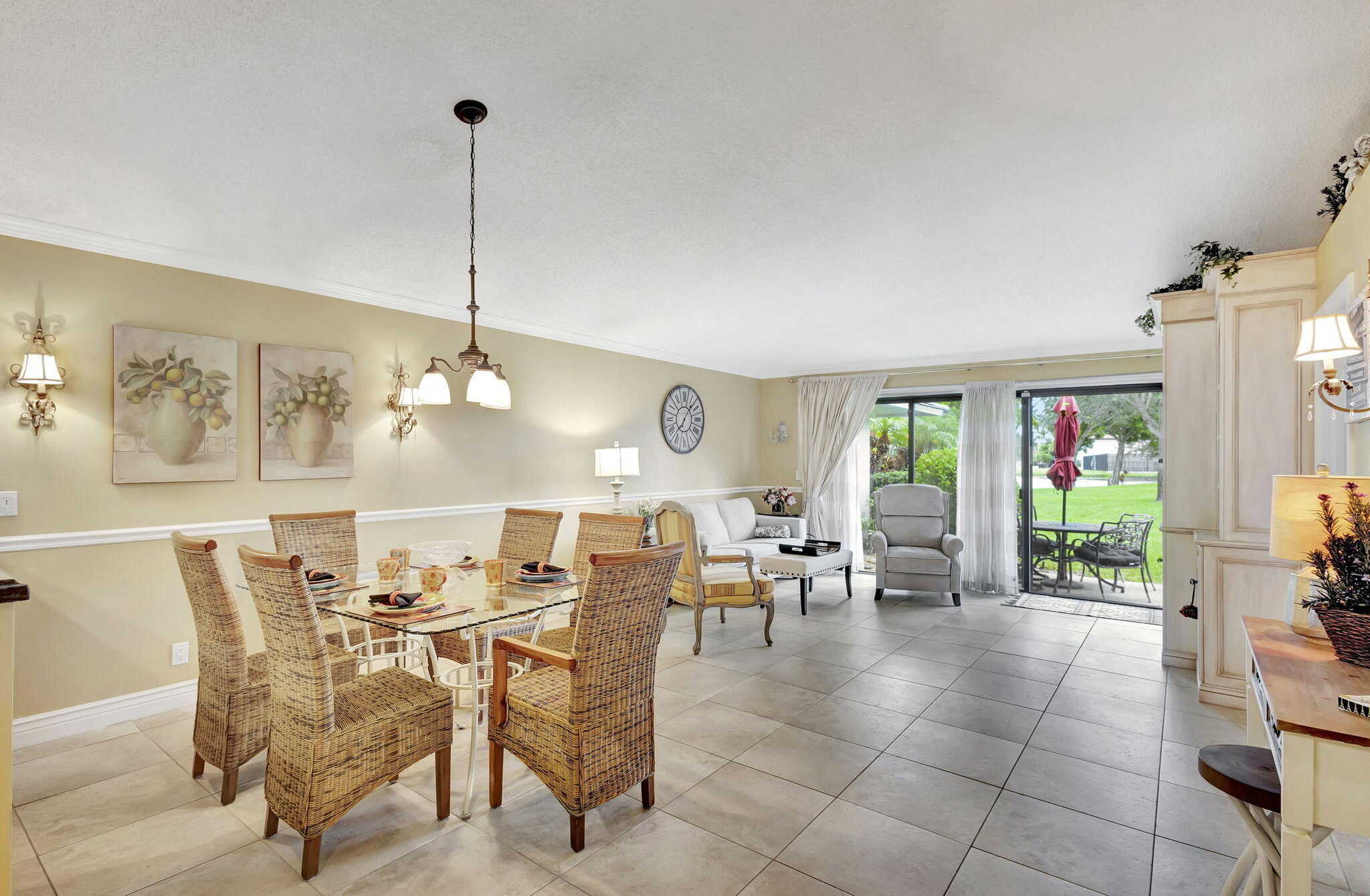 photo 1: 119 Club Drive, Palm Beach Gardens FL 33418