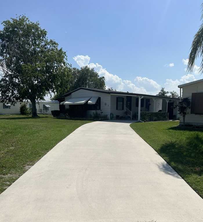 photo 2: 5 Grande Camino Place, Fort Pierce FL 34951