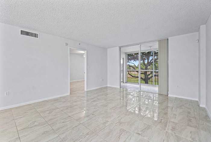 photo 1: 4734 Lucerne Lakes Boulevard Unit 204, Lake Worth FL 33467