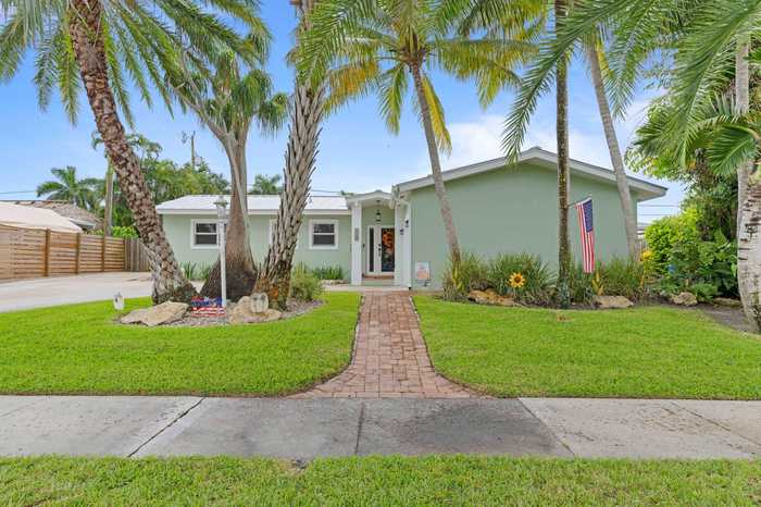 photo 1: 504 Gulf Road, North Palm Beach FL 33408