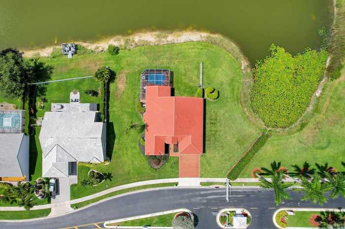 photo 2: 8768 Grassy Isle Trail, Lake Worth FL 33467