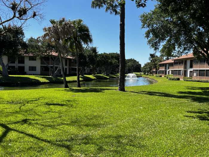 photo 1: 630 Brackenwood Cove, Palm Beach Gardens FL 33418