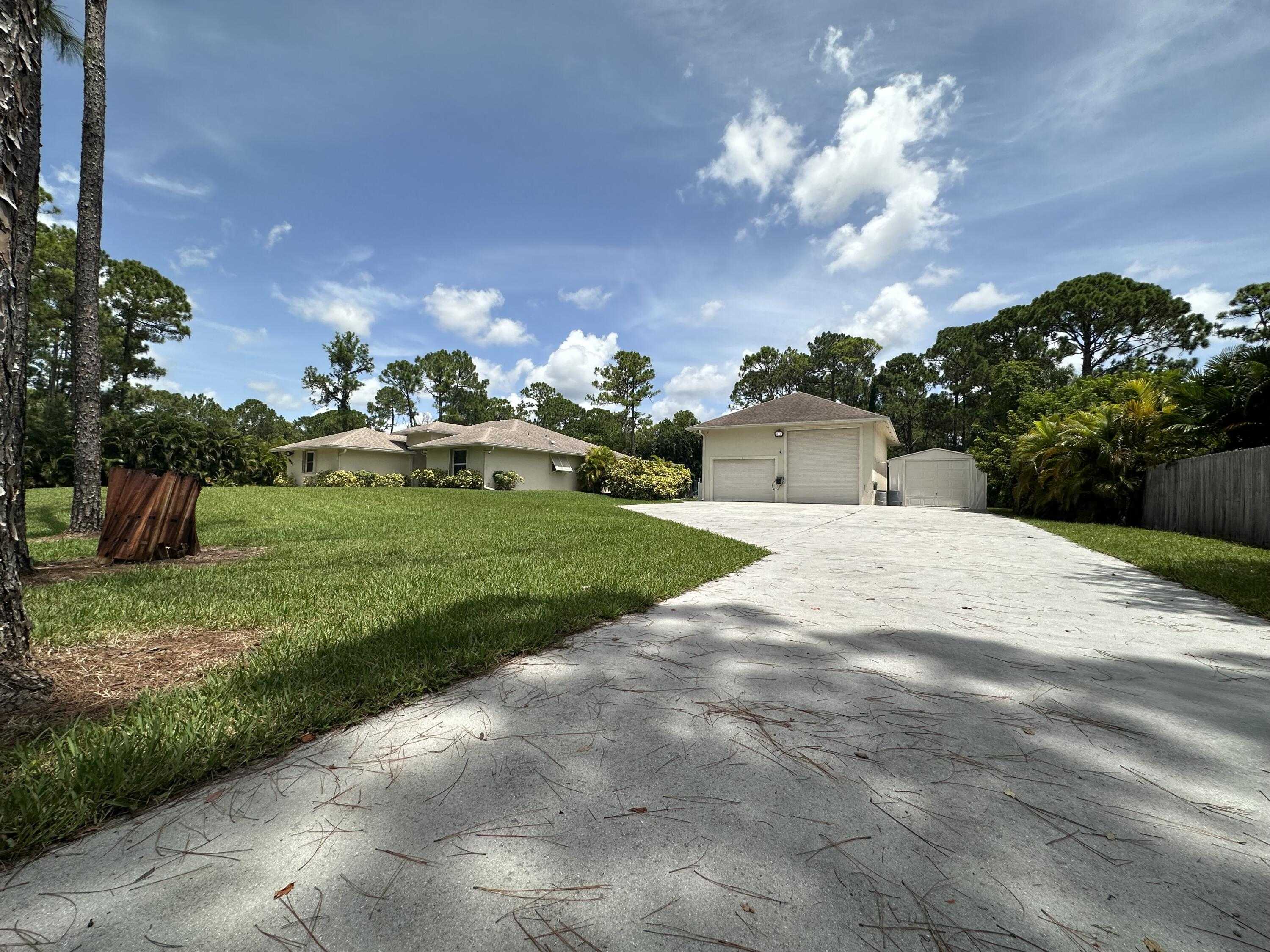 photo 2: 16193 72nd Road, Loxahatchee FL 33470