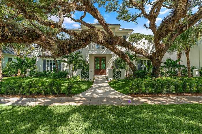 photo 1: 775 Azalea Lane, Vero Beach FL 32963