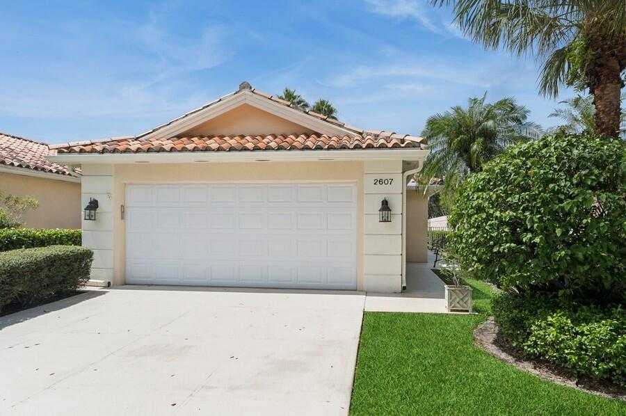 photo 2: 2607 Livingston Lane, West Palm Beach FL 33411