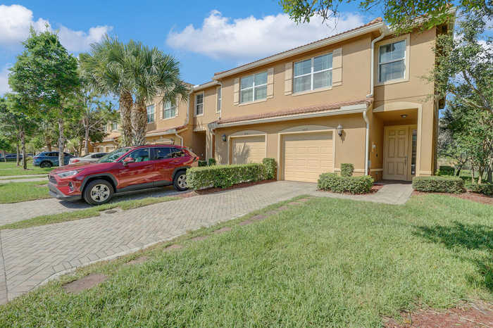 photo 2: 5957 Monterra Club Drive, Lake Worth FL 33463