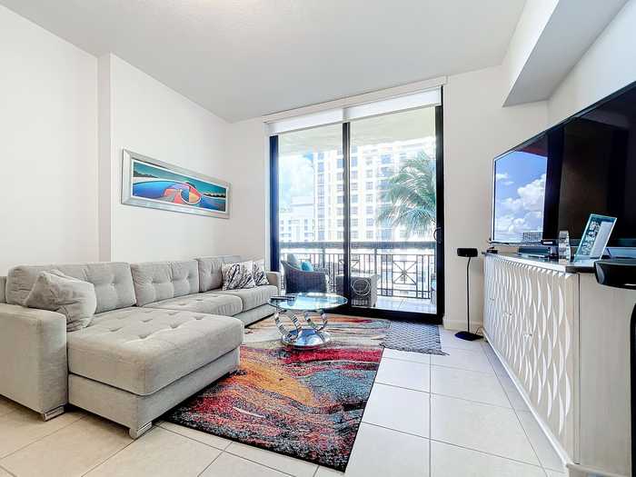 photo 2: 801 Olive Avenue Unit 928, West Palm Beach FL 33401