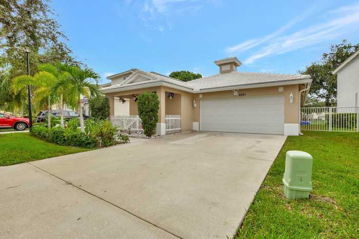 photo 2: 6841 Hendry Drive, Greenacres FL 33463