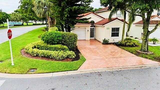 photo 2: 6650 Green Island Circle, Lake Worth FL 33463