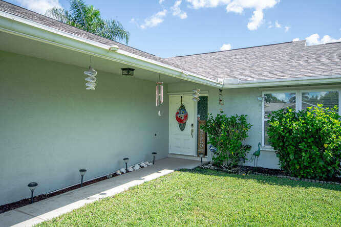 photo 3: 116 Almeria Street, Royal Palm Beach FL 33411