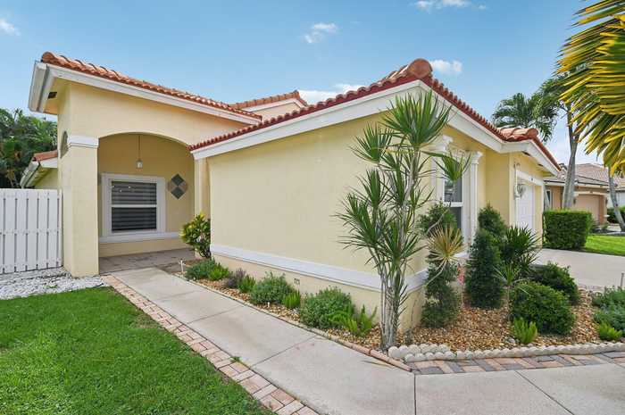 photo 2: 6476 Barton Creek Circle, Lake Worth FL 33463