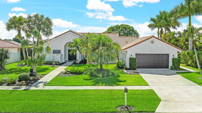 photo 1: 1908 Lynton Circle, Wellington FL 33414